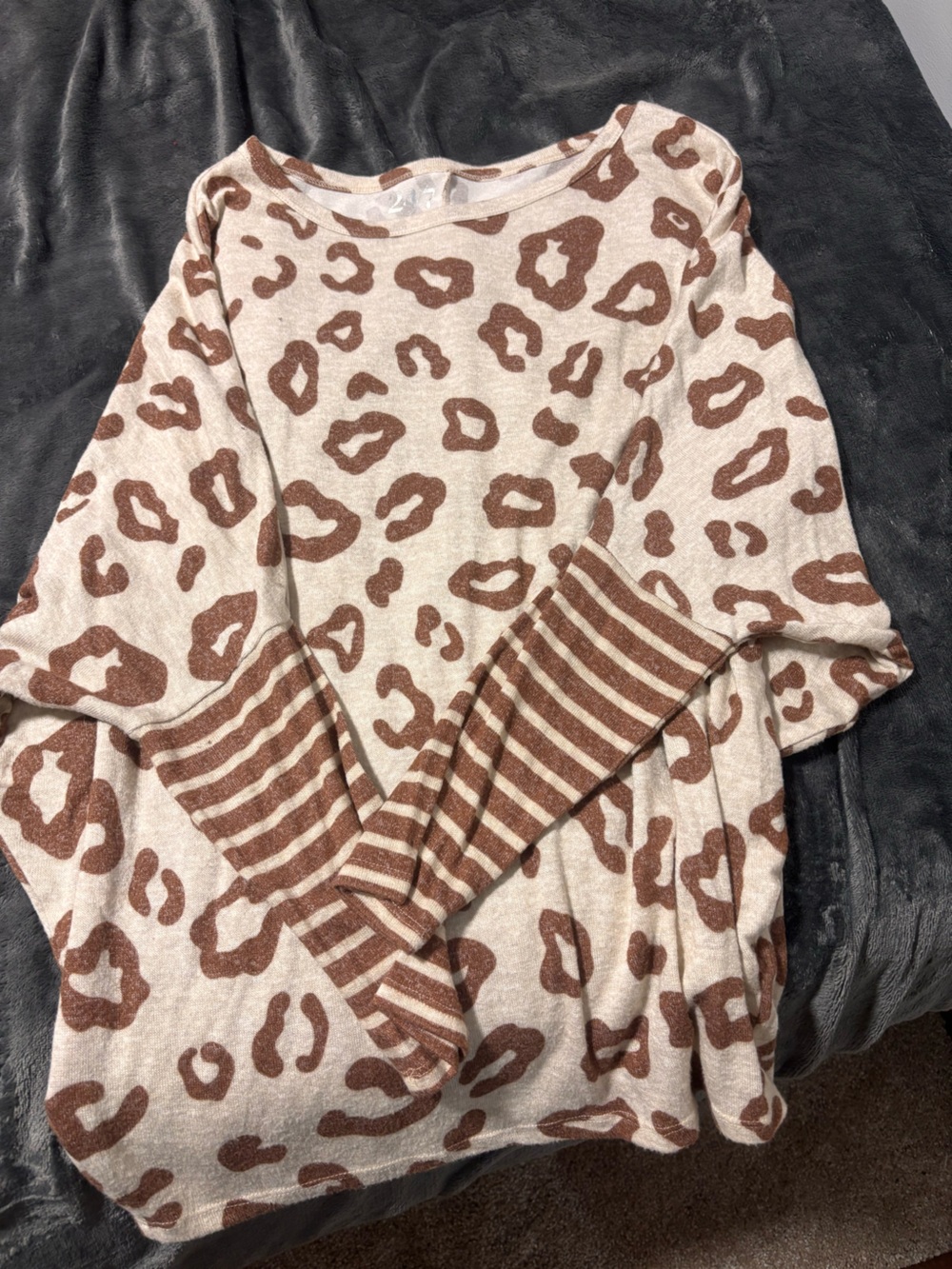Maurice’s Beige and Brown Leopard Print Dolman Top - Picture 2 of 4